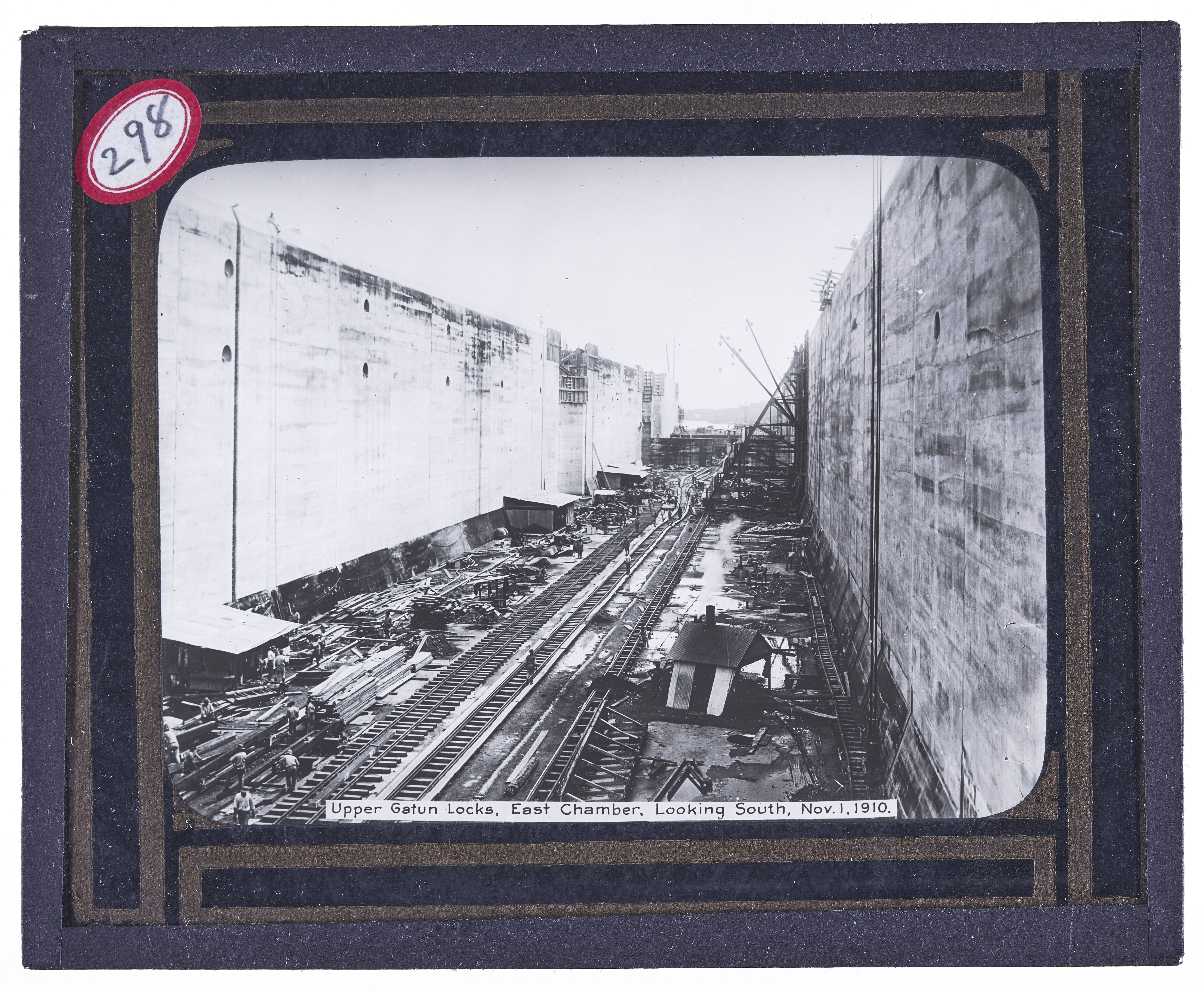Upper Gatun locks, east chamber, looking south. November 1, 1910